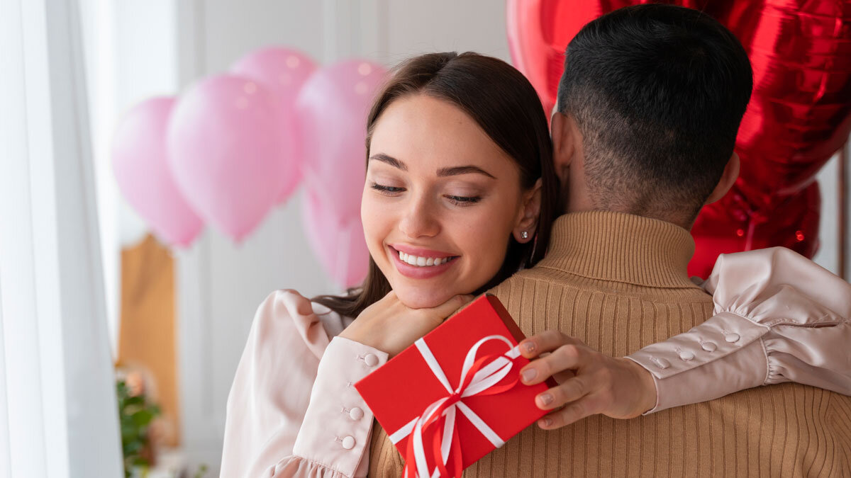 42 First Valentine's Day Gifts That'll Bring The Romance