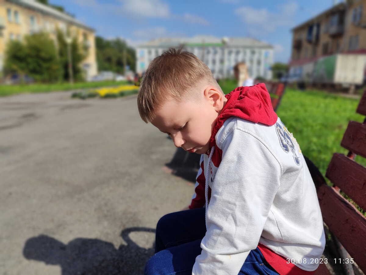 Кто напомнит родителям про ребёнка, или как муж пошутил, что забыл сына в  детском саду | Кошкин хвост | Дзен