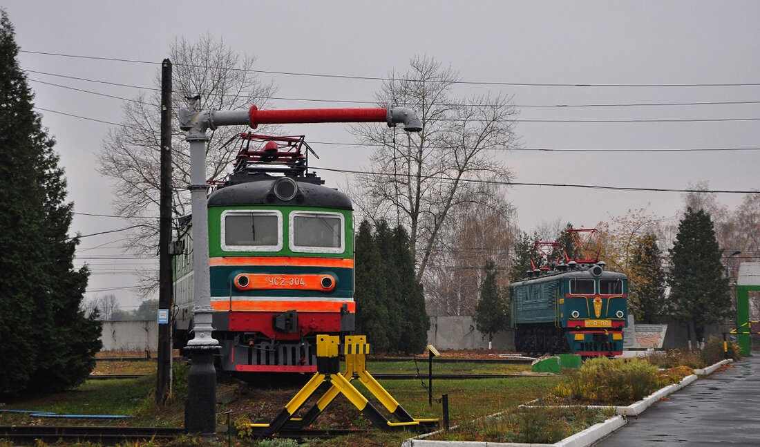 Колонка, ЧС2-304 и НО. депо Ожерелье. Автор Hurba58. Паровоз ИС. 