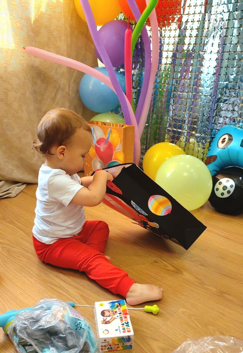 Сам разбирает