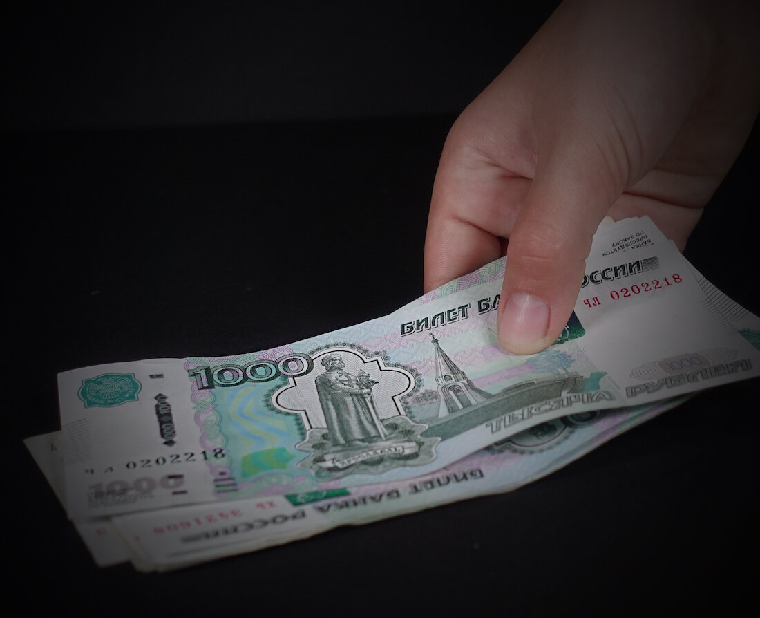 7 правил, как отдавать долги, чтоб деньги водились