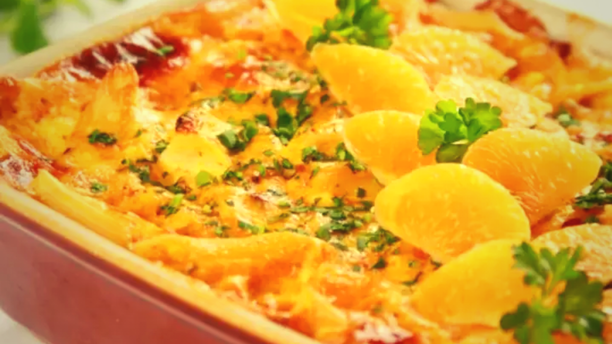 Макаронник запеканка из макарон. Куриные макароны запеканка. Куриные макароны запеканка. Блюдо из остатков продуктов. Макаронник лазанья.