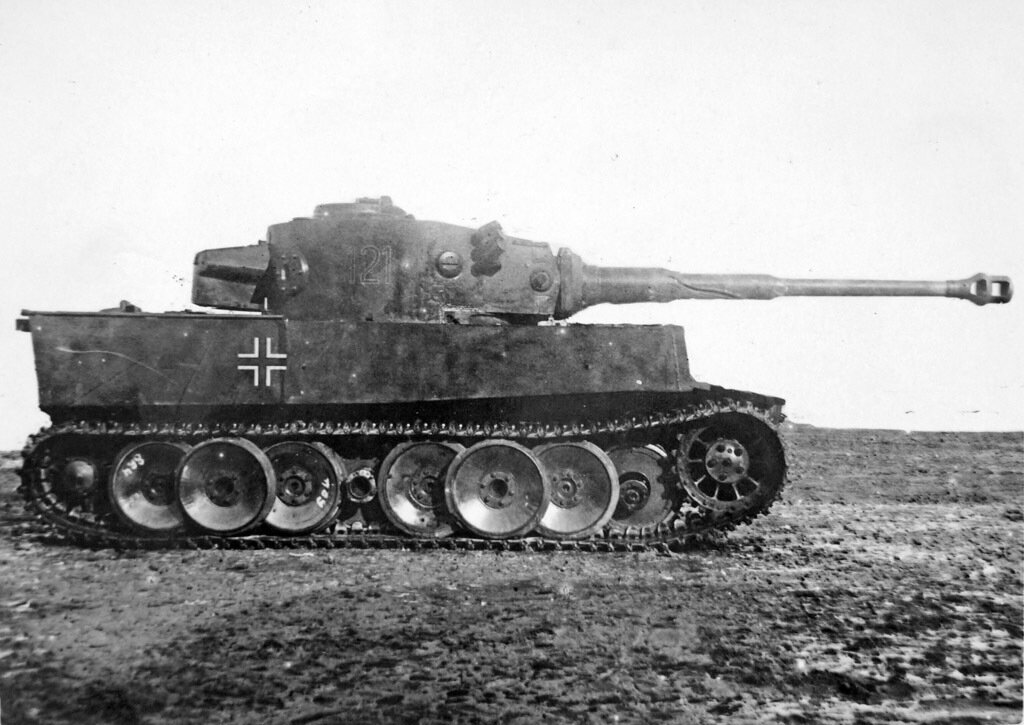 Танк тигр 1943 года