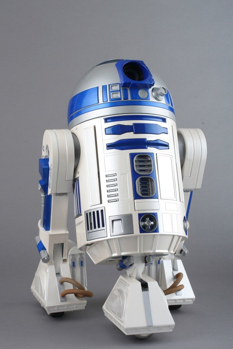 R2D2  