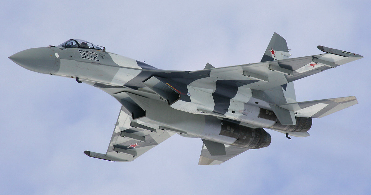 Многоцелевой сверхманевренный истребитель Су-35С. Источник: https://vk.com/oruzhie_tekhnika_armiya