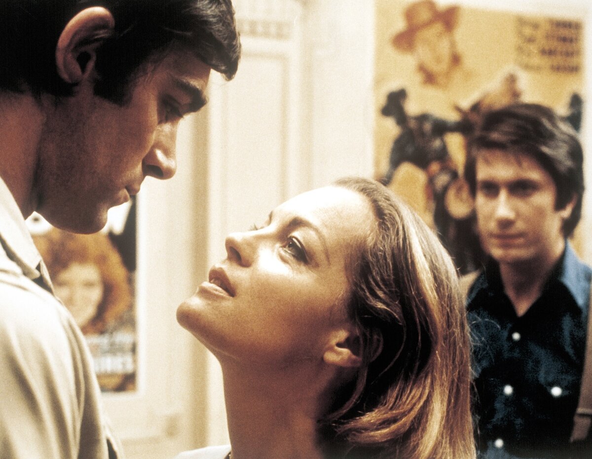 Любовный треугольник: фотограф Серве (Фабио  Тести), Надин (Роми Шнайдер) и муж Надин (Жак Дютрон) в фильме "Главное - любить" (1975). Фото Kinopoisk.ru