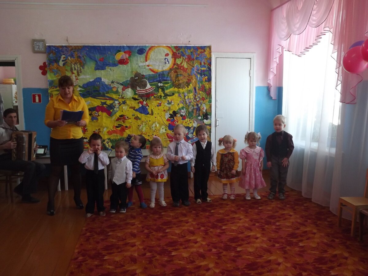 Музыкальные занятия под баян