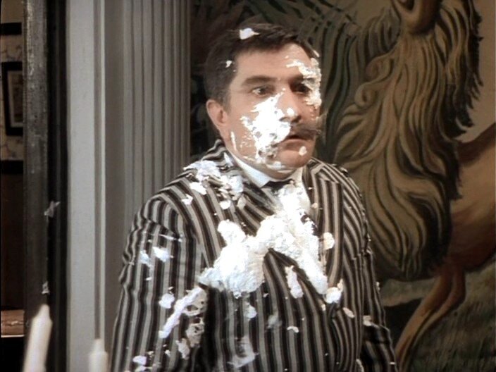 Здравствуйте, я ваша тётя!