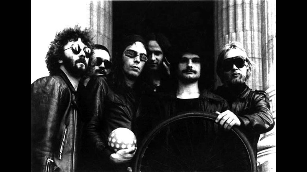 Фото легенд  RIO взято из открытых источников.