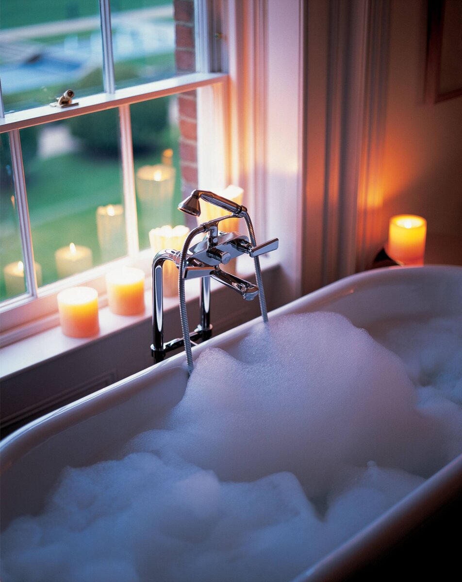 https://www.visitherts.co.uk/media/8873/the-grove-mansion-bath-photo-credit-the-grove.jpg