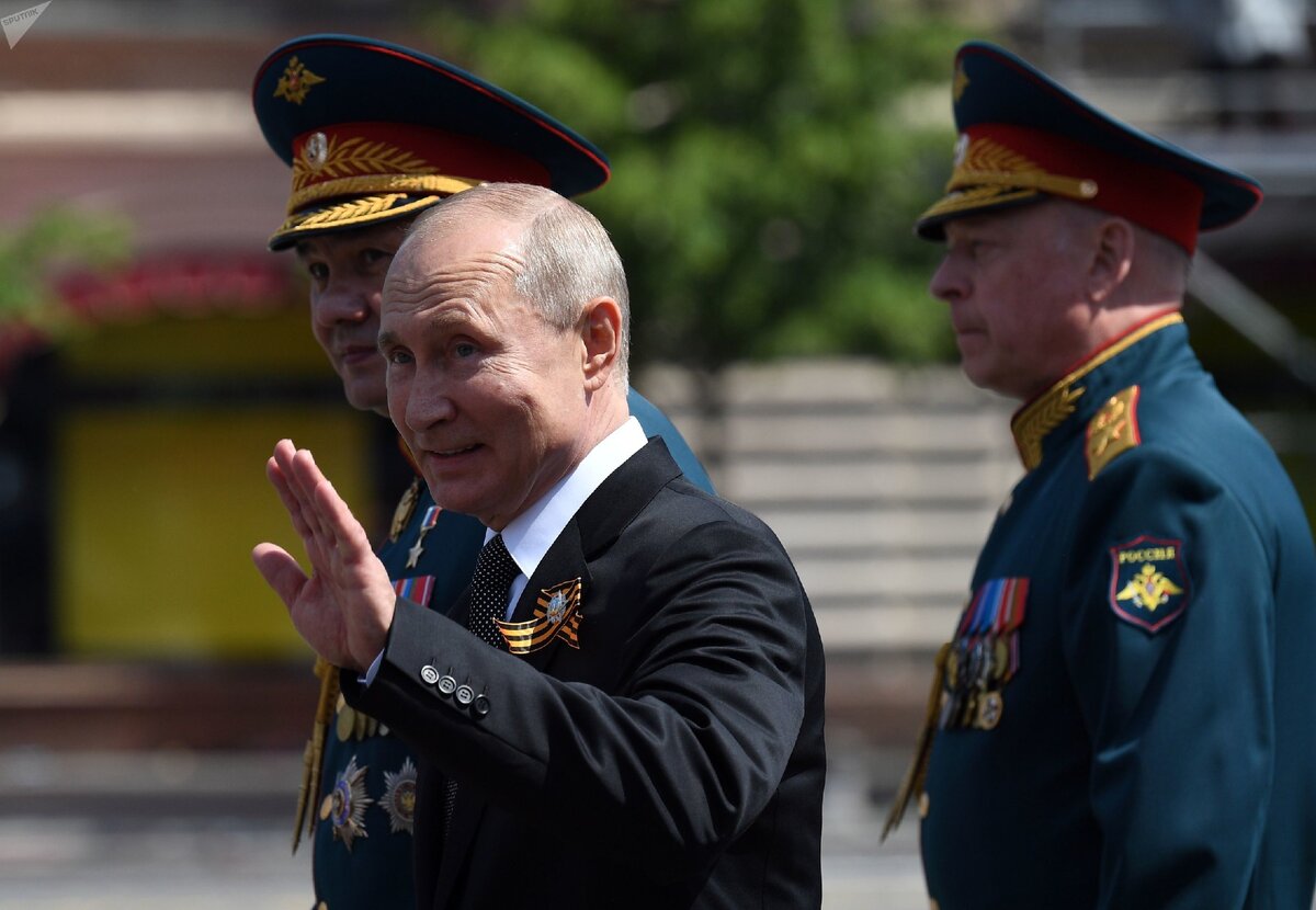 Путин на параде победы фото