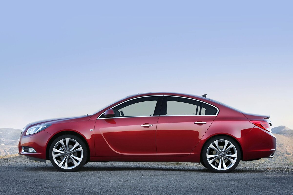  Opel Insignia 2008–16