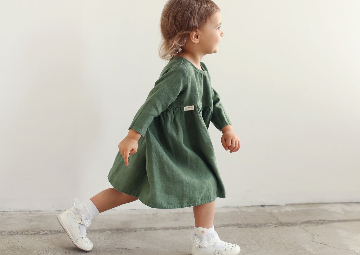 *на фото детская льняная одежда Tiny Stories Linen Baby Clothes