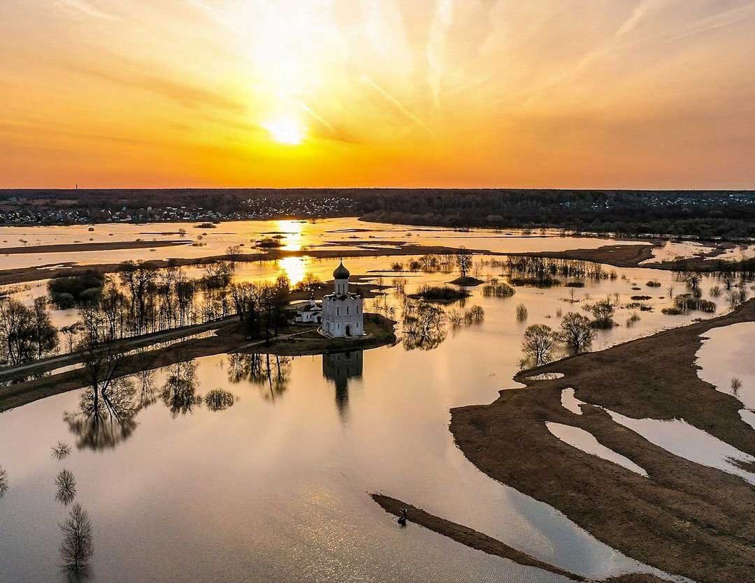 Фото: @juliaananeva, instagram.com*