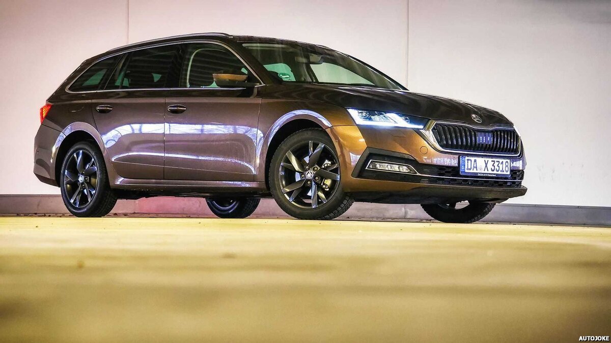 Skoda Octavia 1.0 TSI e-Tec Combi (2021)