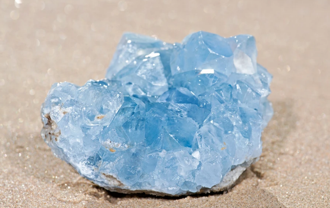 Цена за карат ангелита варьируется в пределах 1−2 долларов