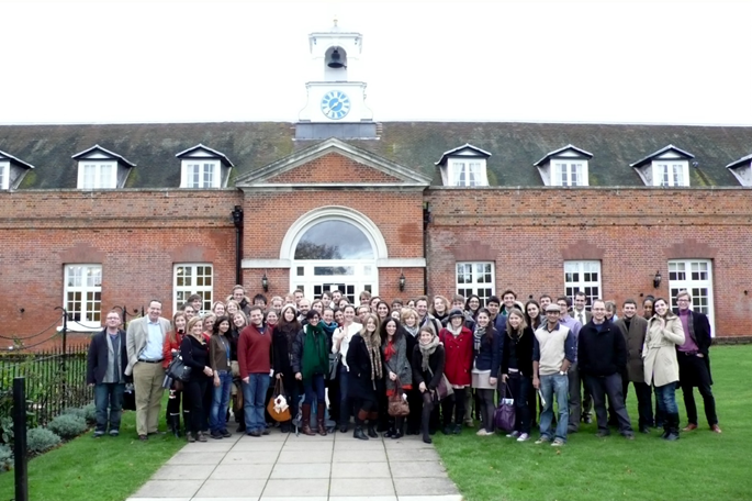 Студенты в Камберленд Лодж. Яндекс. Из открытых источников.