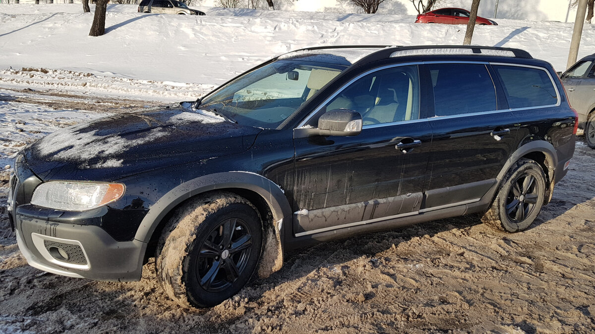 Та самая Volvo XC70. Фото автора.