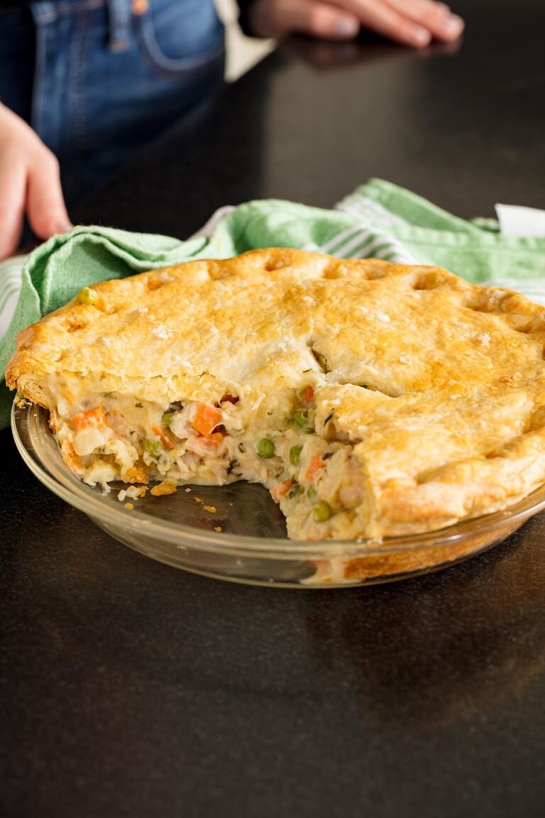 https://hips.hearstapps.com/del.h-cdn.co/assets/18/08/1519154630-chicken-pot-pie-vertical.jpg?crop=1.0xw:1xh;center,top&resize=768:*