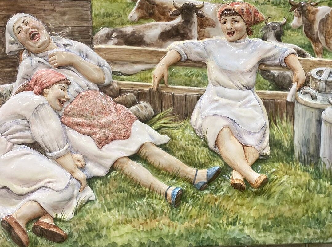 ������ ������ @https://www.instagram.com/majolica_gallery/