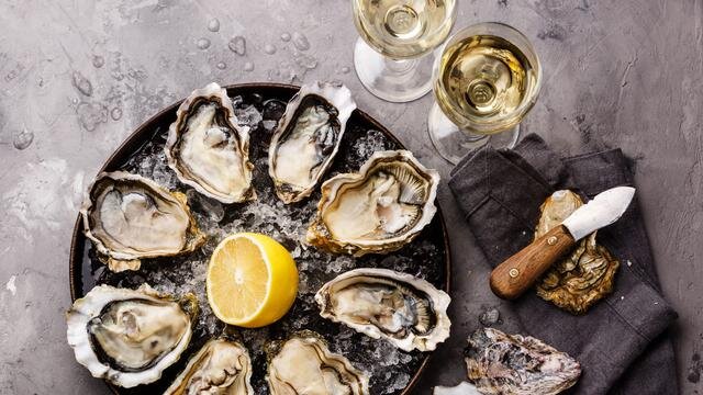 С чем есть устрицы