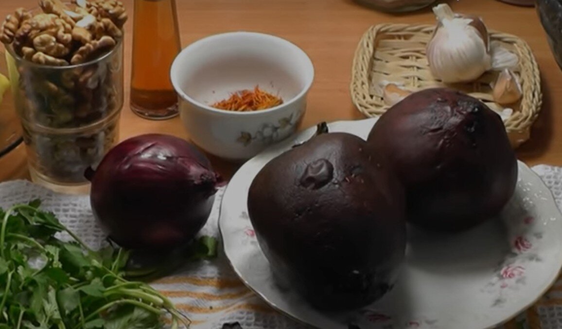 Подготовка к священнодействию. Готовим Пхали!