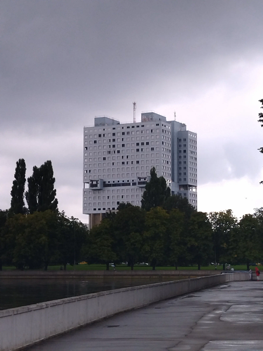 фото здание Дома Совета