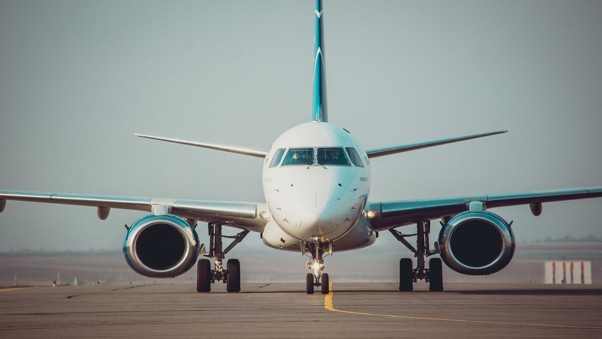     Из самолета Embraer Legacy, который рухнул в Тверской области, извлекли тела восьми человек. Сообщается, что на борту находился основатель ЧВК «Вагнер» Евгений Пригожин.