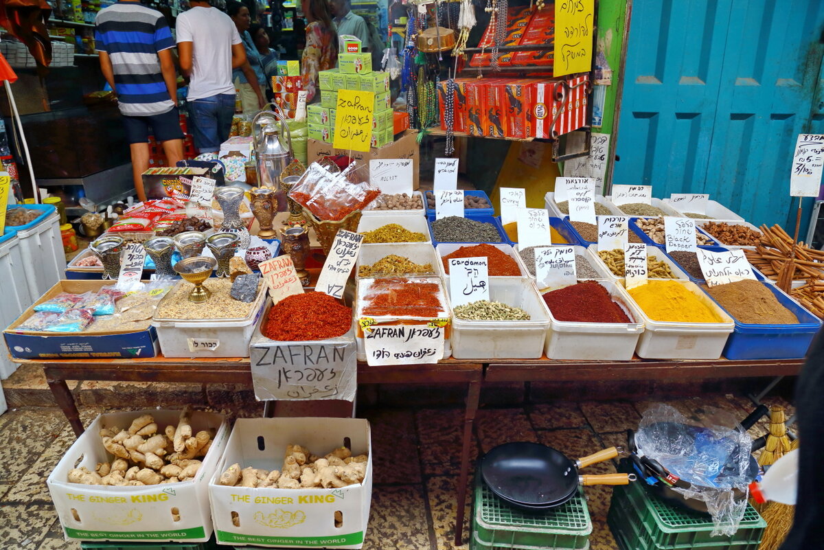 хасавюрт восточный рынок. ирчи казака 22. рынок ирчи казака город махачкала. восточный рынок в махачкале одежда. торговый центр гум махачкала.