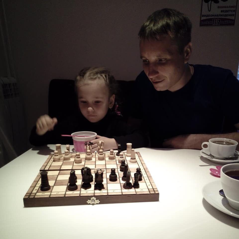 игра шахматы игра шахматы. шахматы умел играть. короткие шахматы. шахматы игра шахматы игра в шахматы игра. полоудин шахматы.