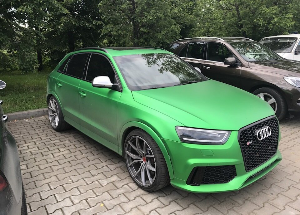 Audi С†РІРµС‚ Camouflage Green