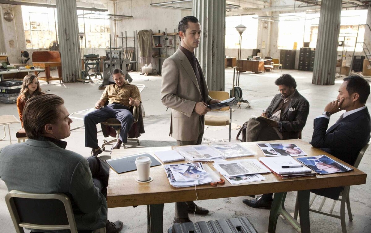 Кадр из фильма "Начало"