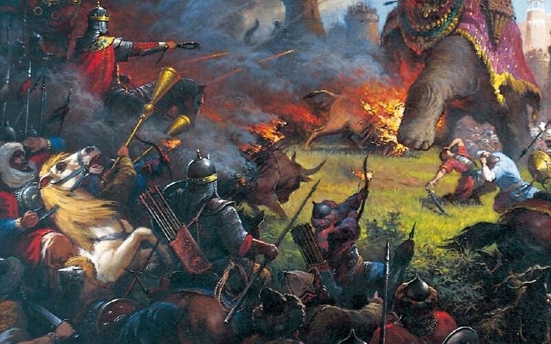 Войске Тимура был отряд слонов, причем бронированных. 