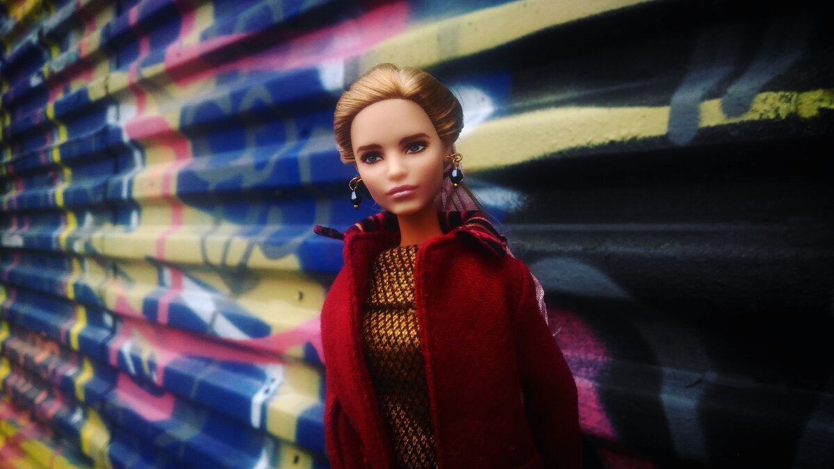 наталья барби телеведущая. барби с лицом водяновой. кукла наташа барби. барби доллс. барби старая и новая.