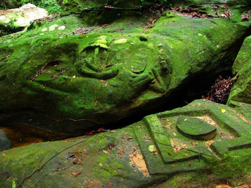 Кбаль Спеан: уникальный подводный храм. Фото Яндекс картинки