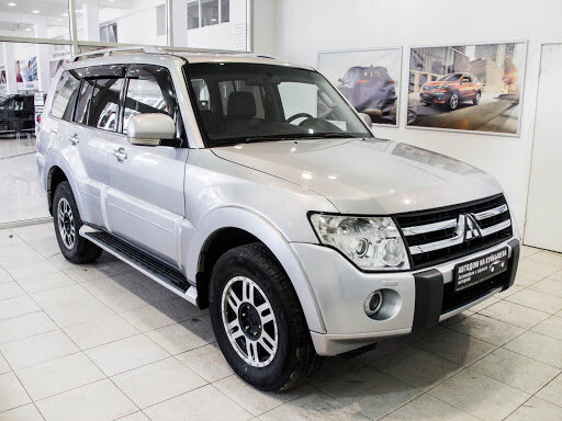 Mitsubishi Pajero IV Рестайлинг 1