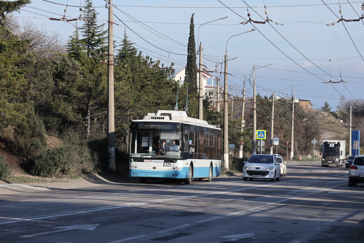 Троллейбусный маршрут симферополь ялта самый в мире. Троллейбусная линия Симферополь Ялта. Самая длинная Троллейбусная линия в Крыму. Самый длинный троллейбус. Самый длинный троллейбусный маршрут в России.