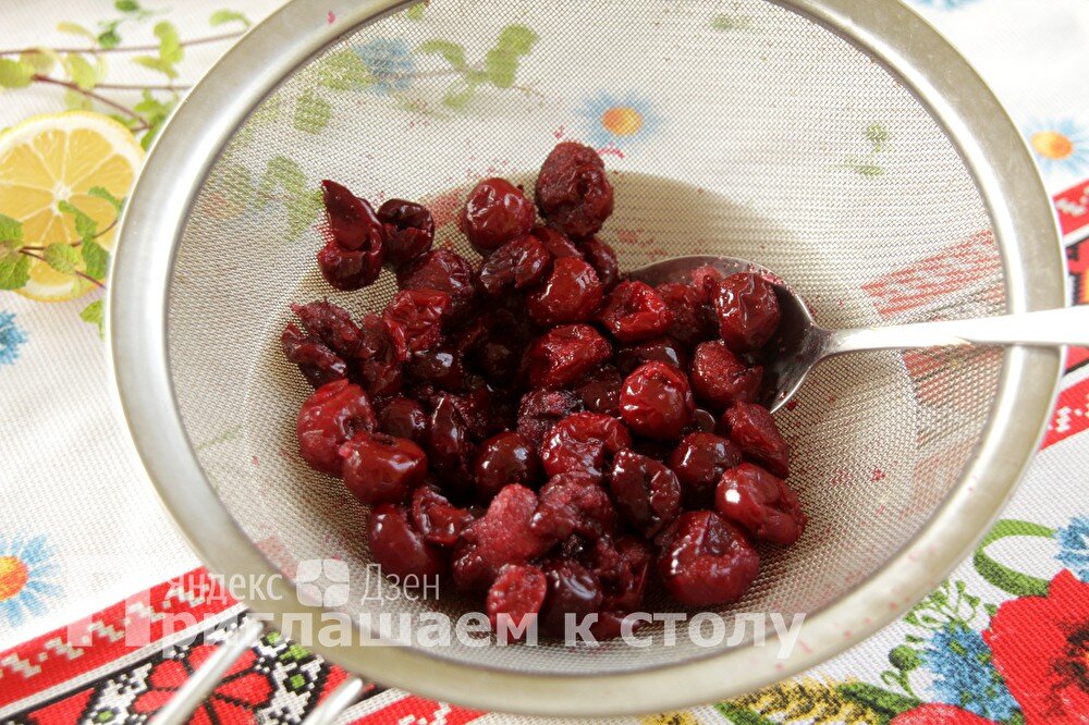 как сделать начинку из замороженной вишни