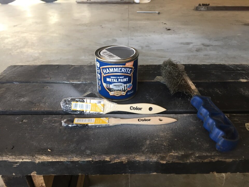 Покраска дерева Hammerite 3 в 1