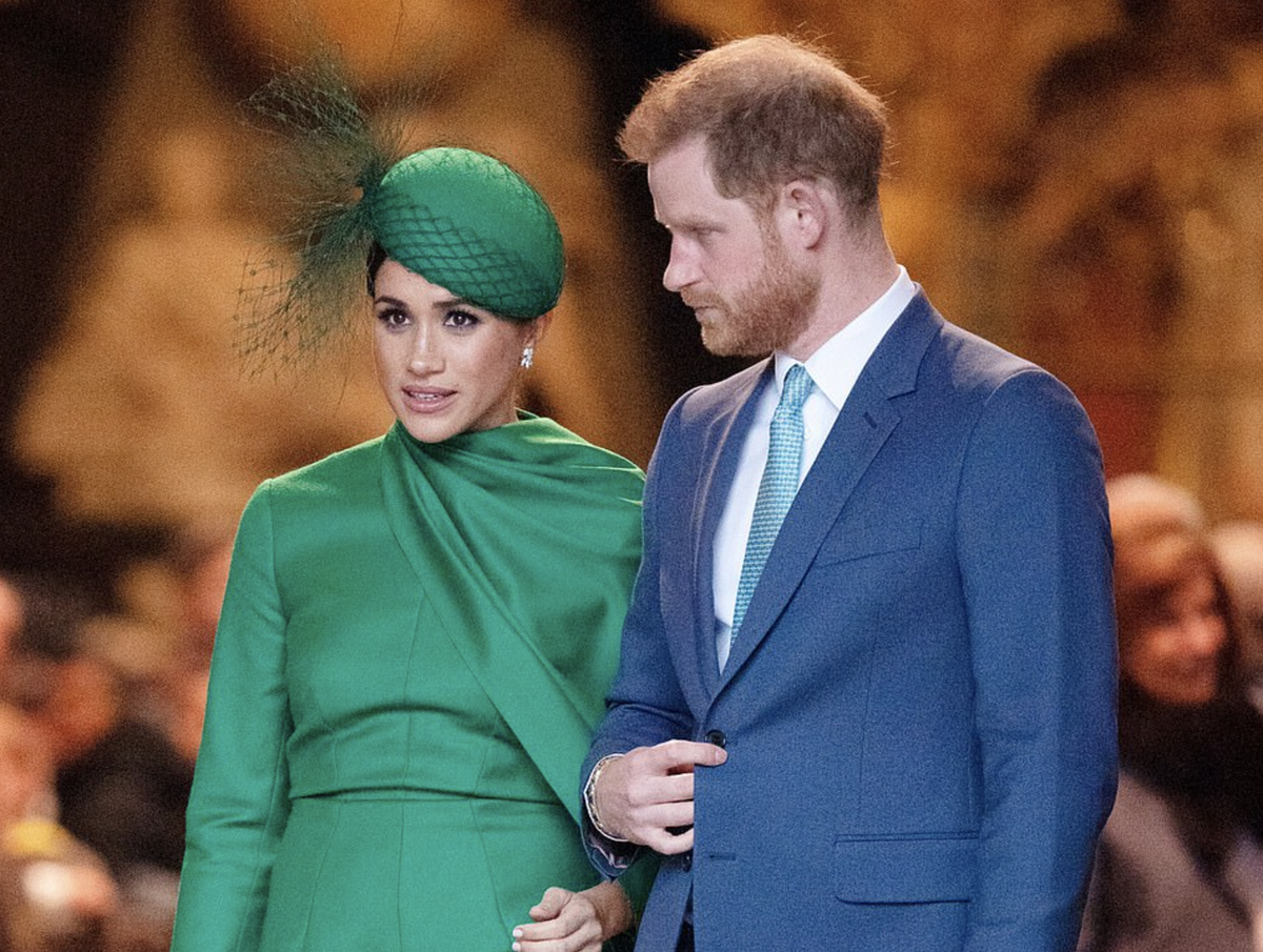 Принц Гарри теперь обвиняет отца и всю королевскую семью в гибели его матери, проявлении расизме и отдаленности от всего человеческого.