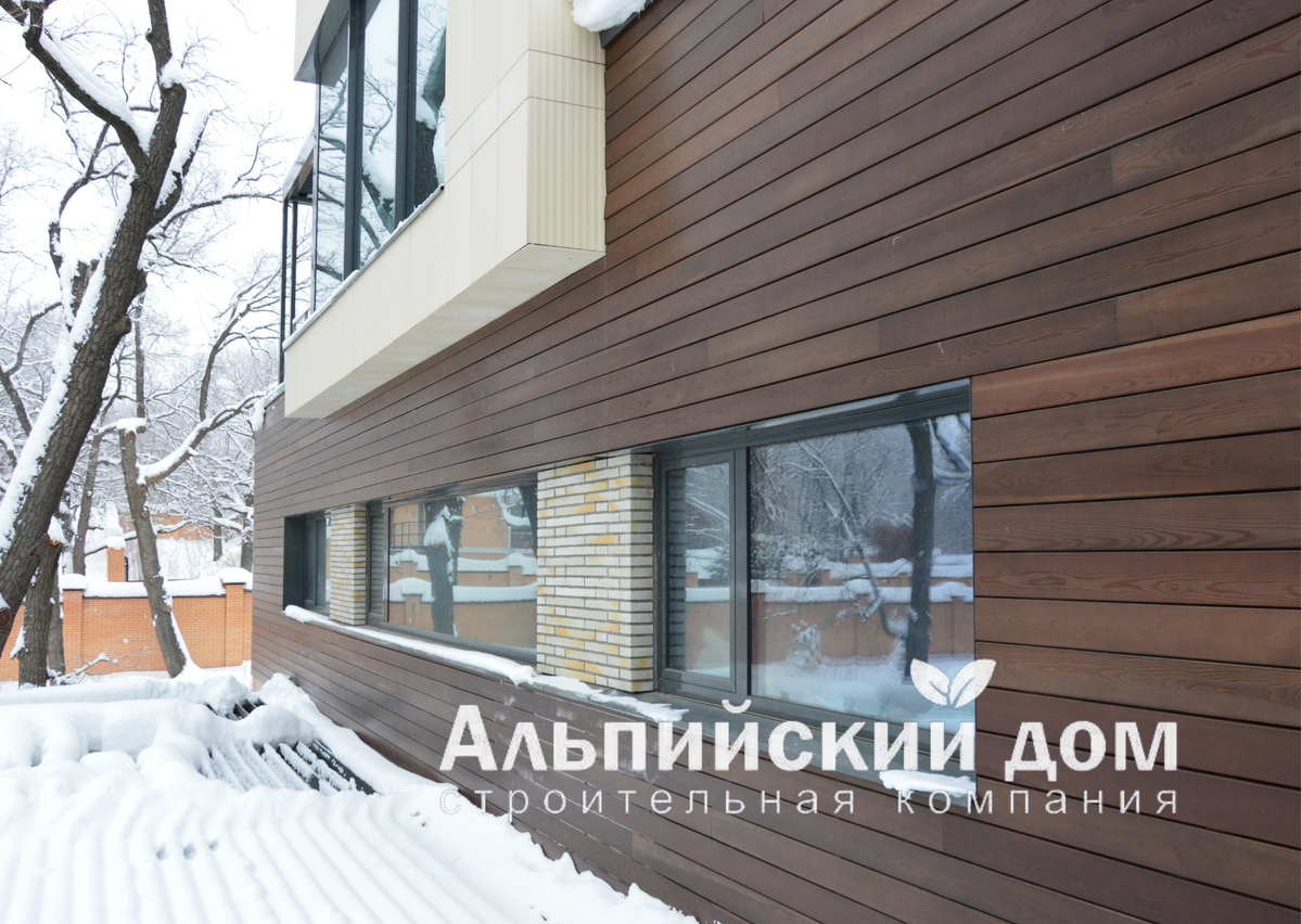 Комбинированный фасад 