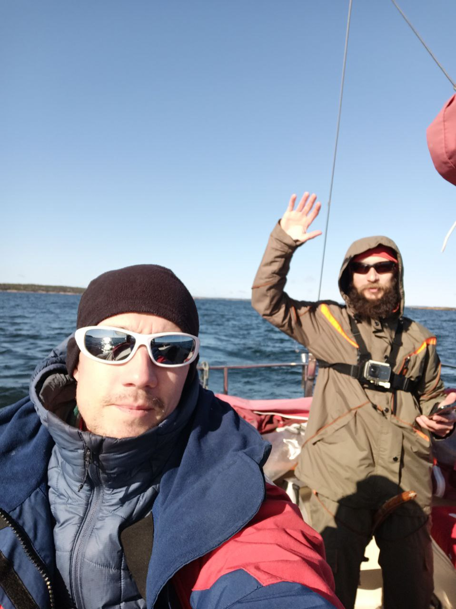 Погода нас прям баловала разнообразием. Был и дождь и солнце и ветер и штиль