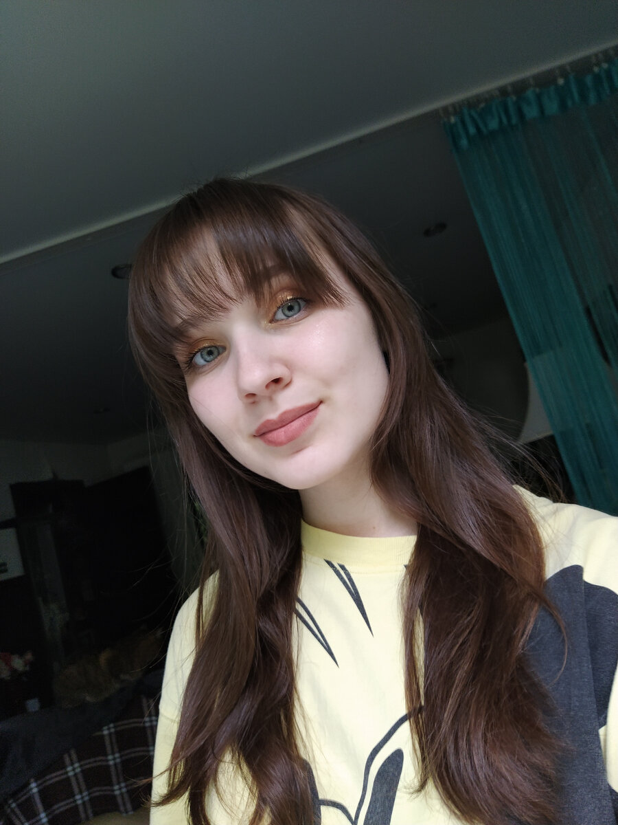 Я все ещё с челкой ахах