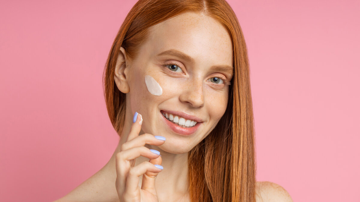 Положим же начало красивому макияжу