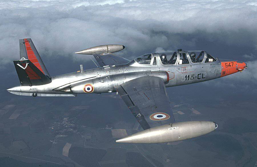 Французский Fouga СМ.170 Magister