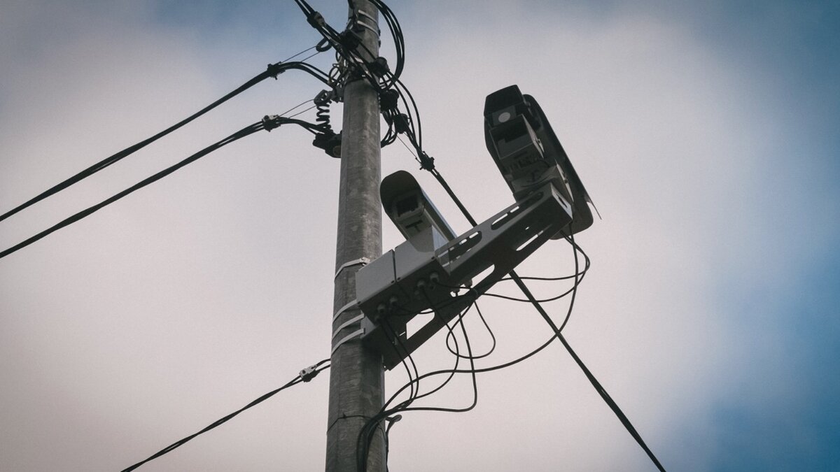     В Татарстане число камер фото- и видеофиксации нарушений ПДД к концу года вырастет на 88 единиц. Об этом стало известно от ГИБДД по региону.