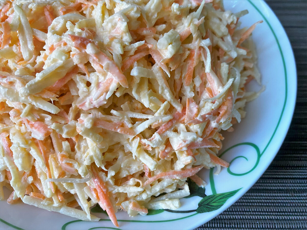 Kohlrabi and Carrot Slaw Kohlrabi recipes, Kohlrabi slaw, Slaw recipes