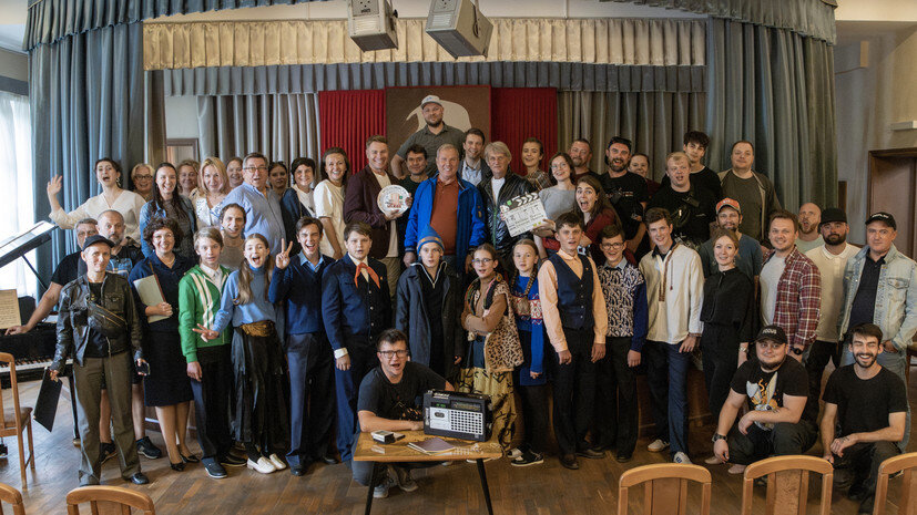     Фото со съёмок сериала «Город Брежнев»  Кинокомпания «Триикс Медиа»