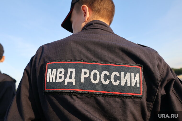    Полицейские начали проверку из-за сообщения о стрельбе в Нефтеюганске