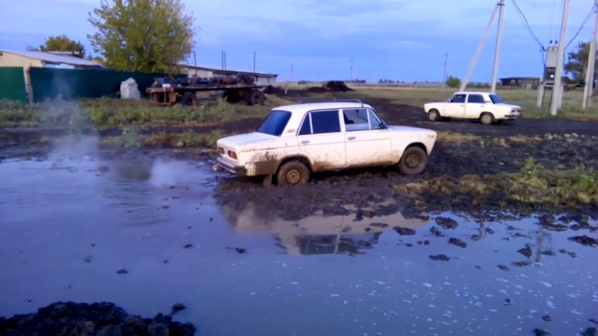 Рейтинг легковых Советских автомобилей по проходимости в деревенской грязи  | Техника времен СССР | Дзен